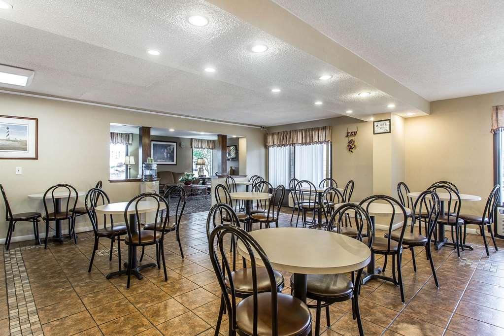 Quality Inn Greenville Near University Restaurant bilde