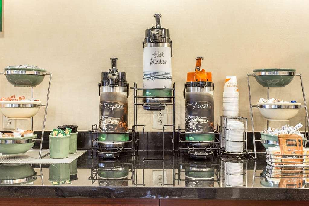 Quality Inn Greenville Near University Restaurant bilde